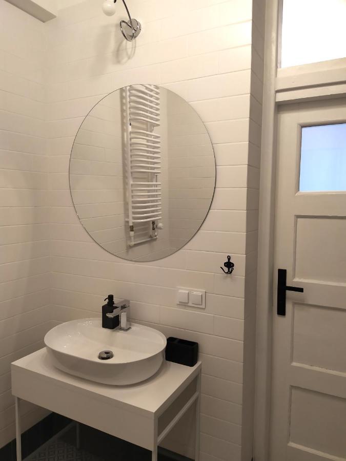 Ndm Apartament Варшава Екстериор снимка